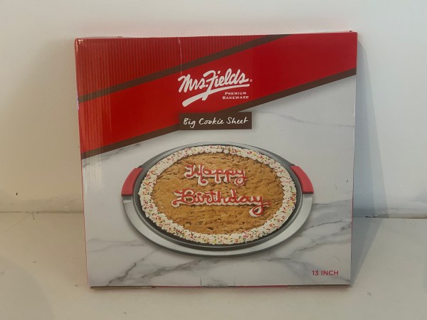 Mrs Fields Silicone Handles Premium Bakeware BIG Cookie Sheet (Willoughby)